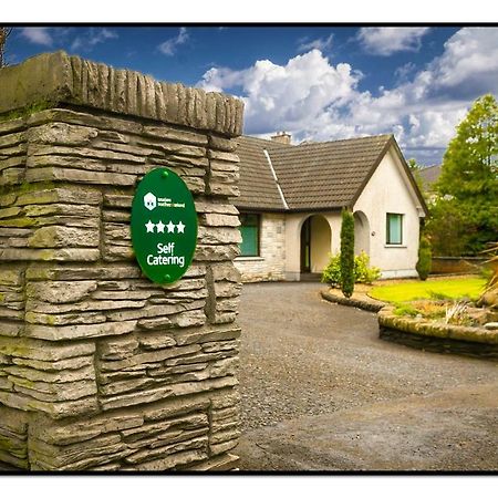 Burndavis Lodge Ballymena Exterior photo